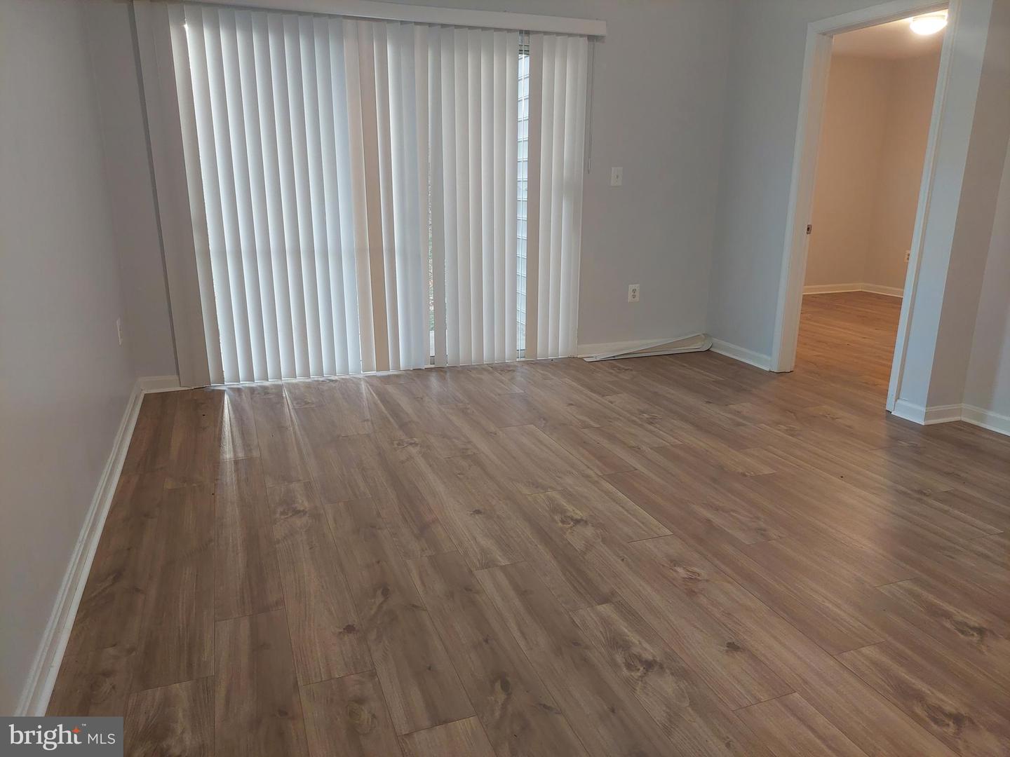 MDMC2243990 Property Photo 32