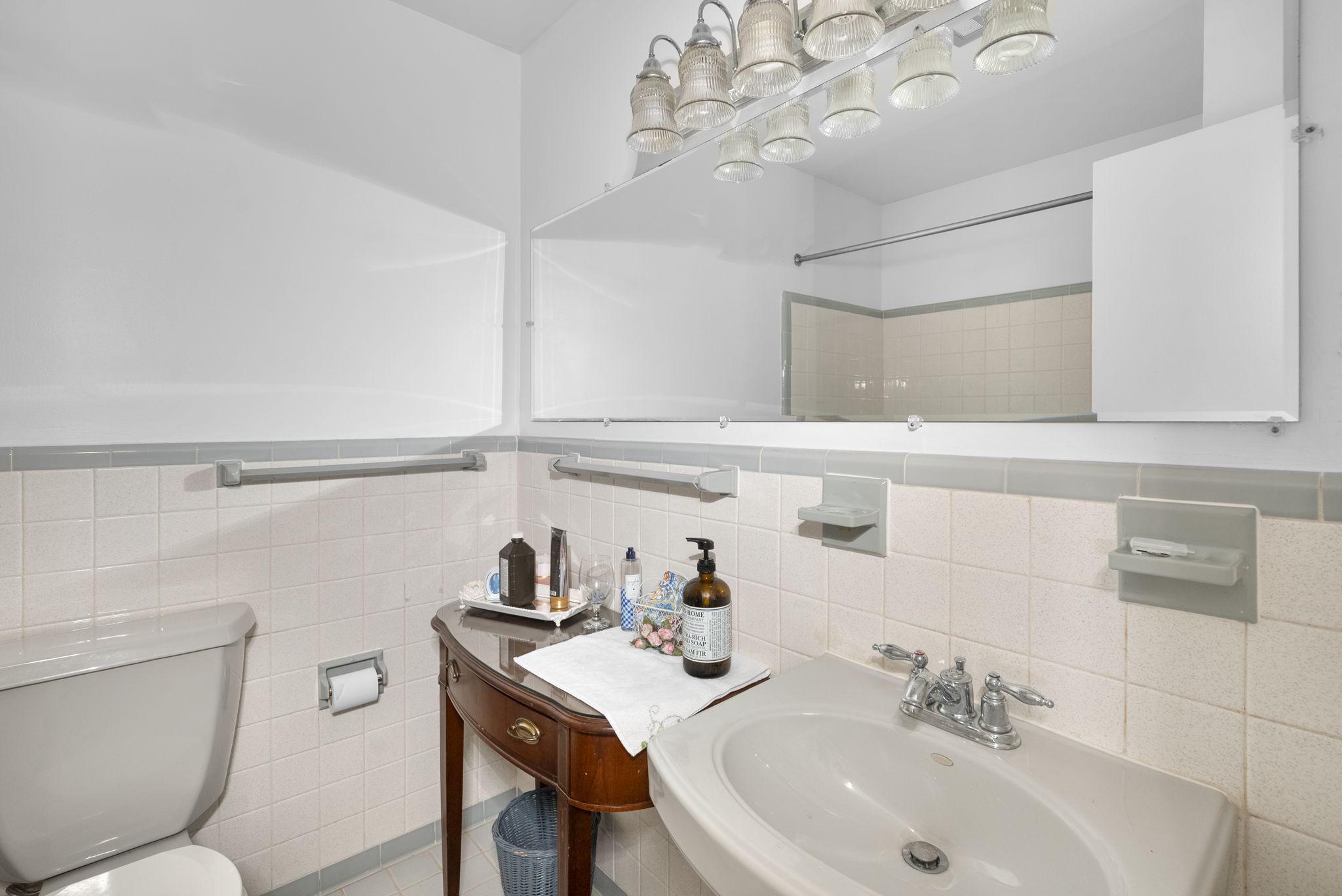 9203 Watson Rd Property Photo 20