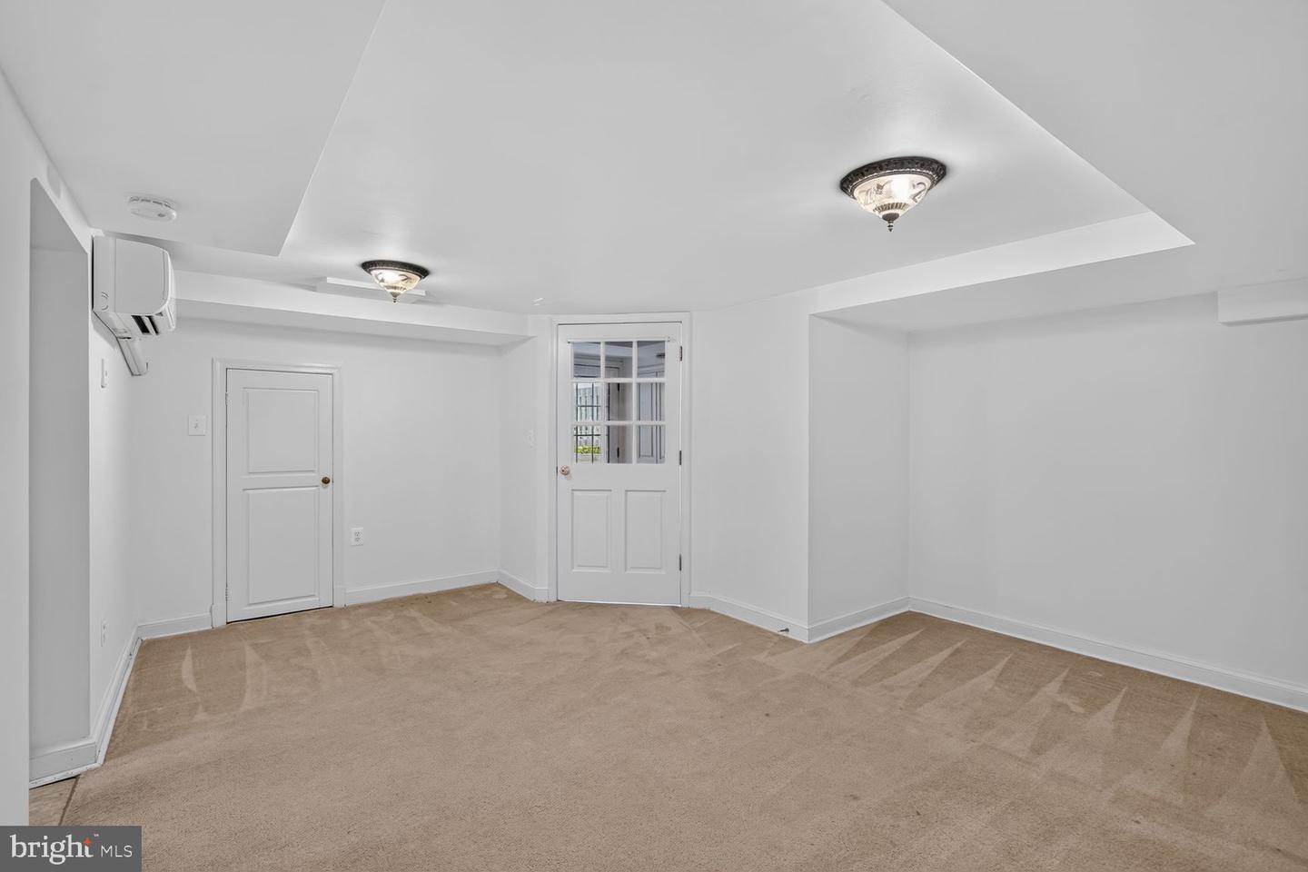 2030 Lanier Dr Property Photo 16