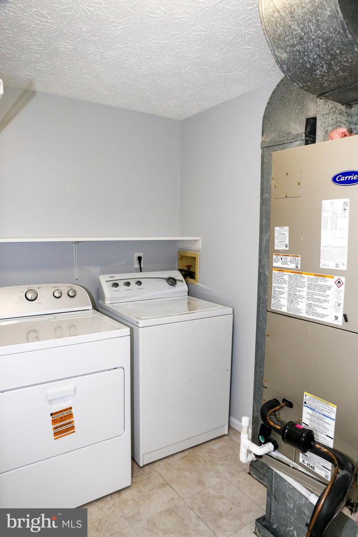 540 Palmtree Dr Property Photo 25