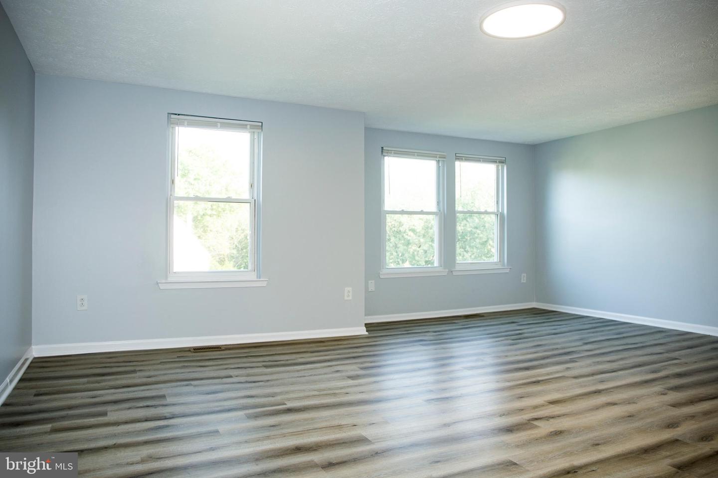 540 Palmtree Dr Property Photo 28