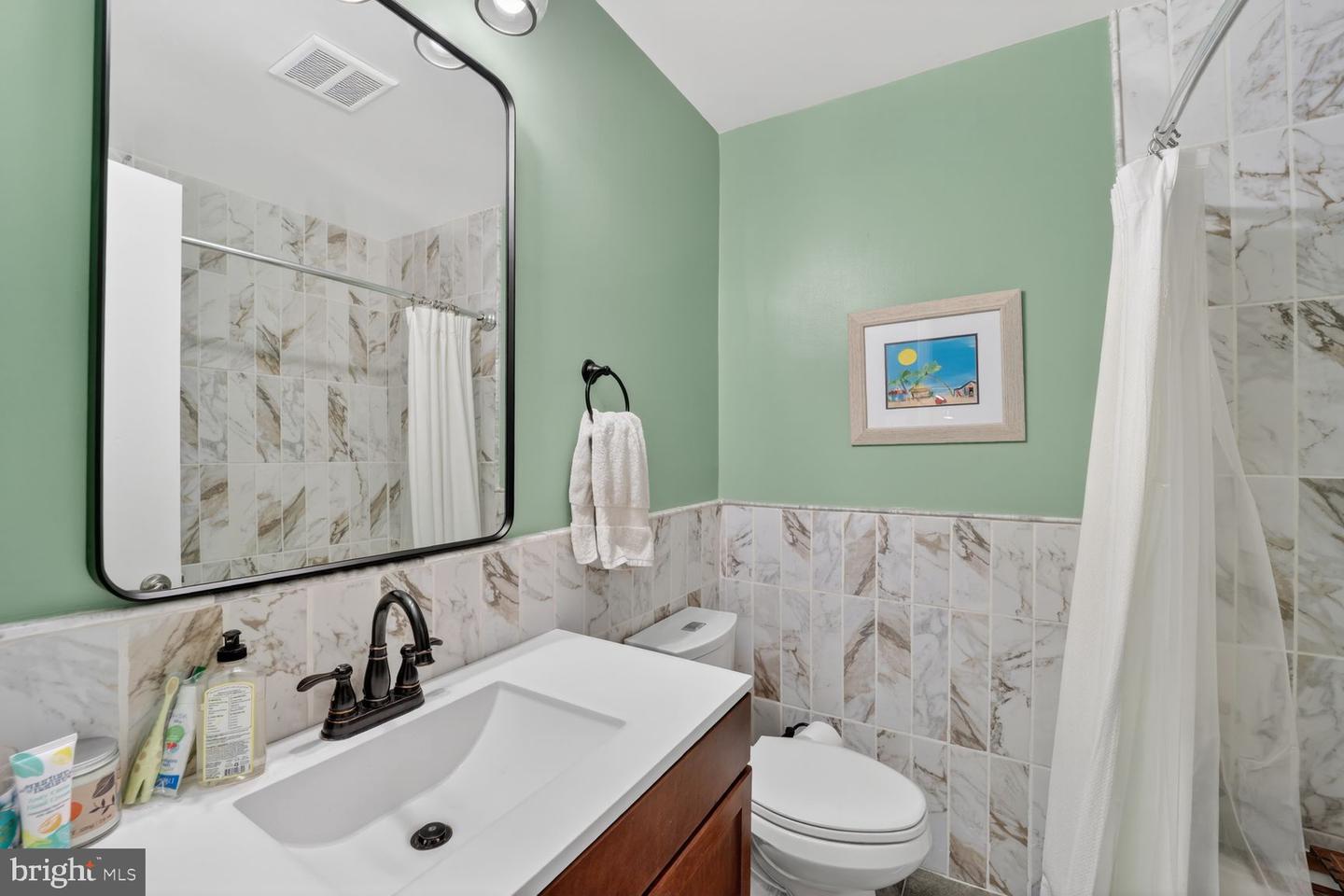 10123 Capitol View Ave Property Photo 12
