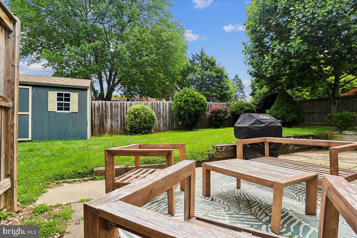 10123 Capitol View Ave Property Photo 22