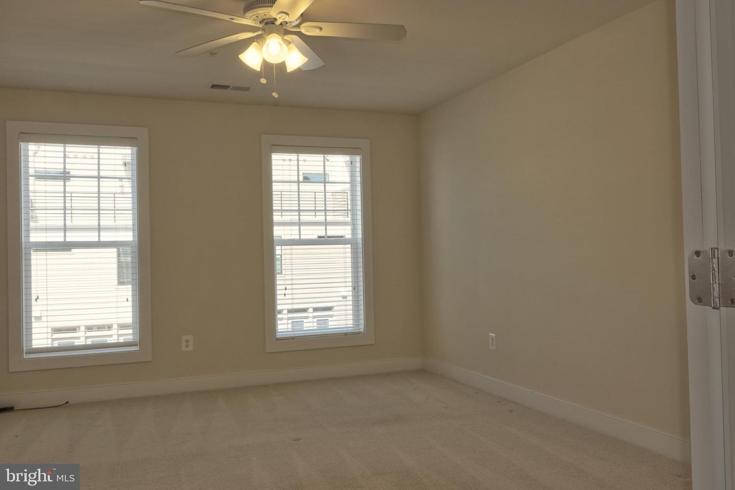 219 Baldwin St Property Photo 11