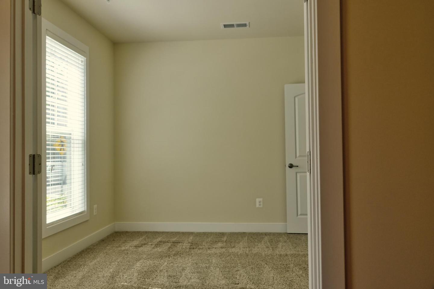 219 Baldwin St Property Photo 16