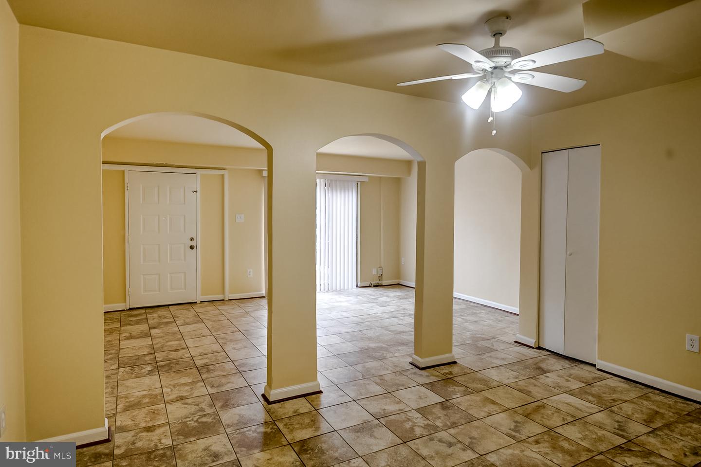 2334 Sun Valley Cir #1-fg Property Photo 7