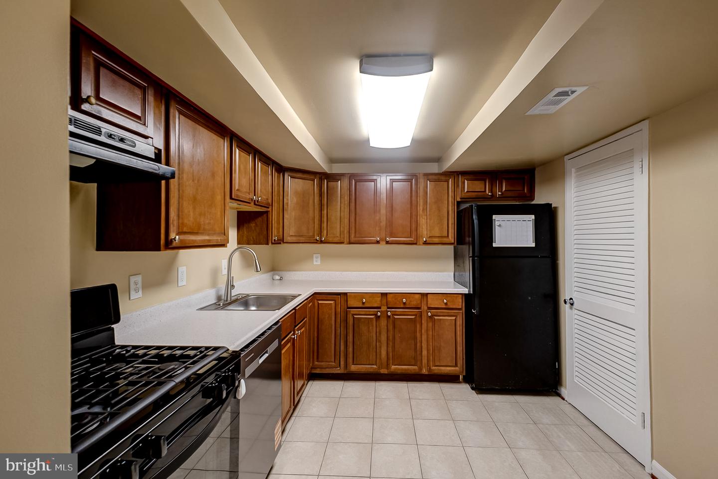 2334 Sun Valley Cir #1-fg Property Photo 11