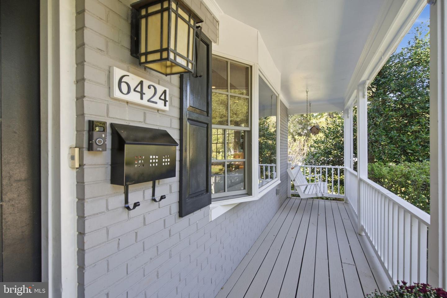 6424 Broad St Property Photo 4