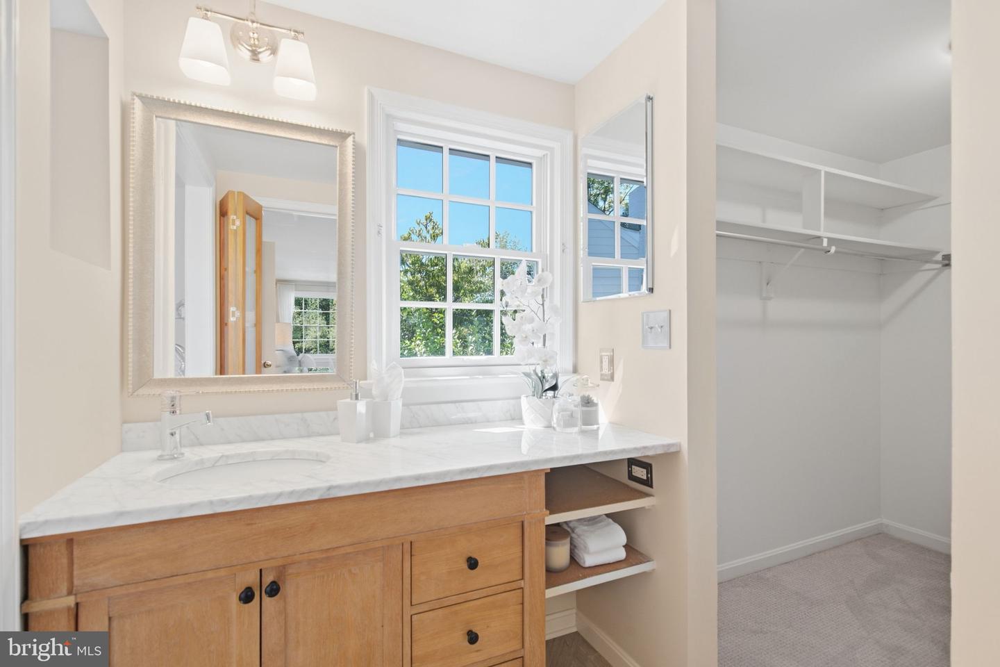 6424 Broad St Property Photo 34