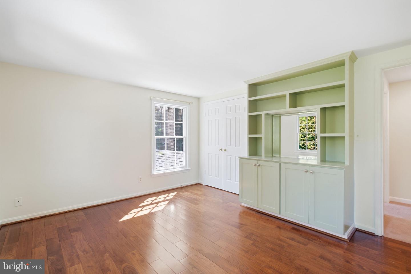 6424 Broad St Property Photo 38