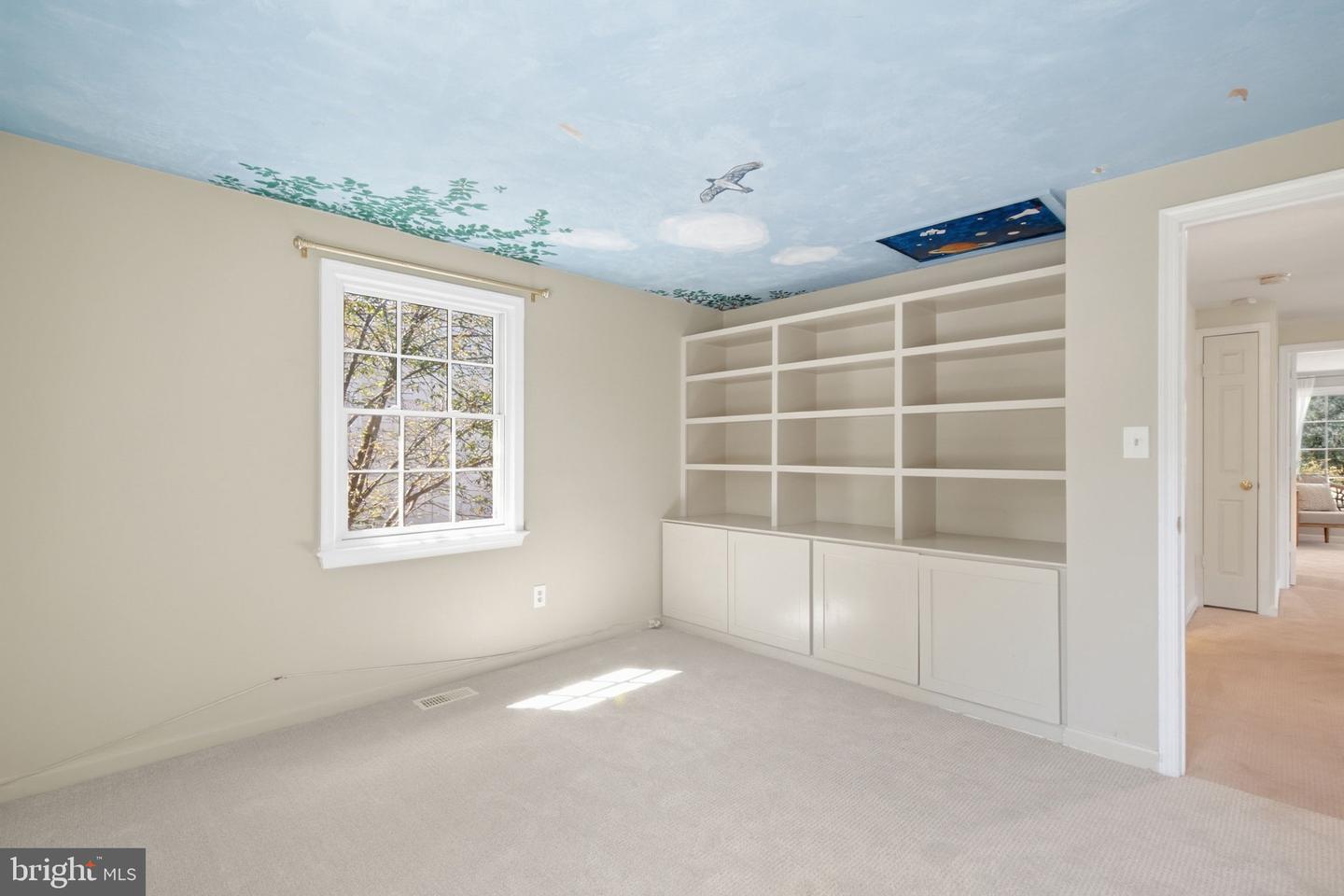 6424 Broad St Property Photo 40