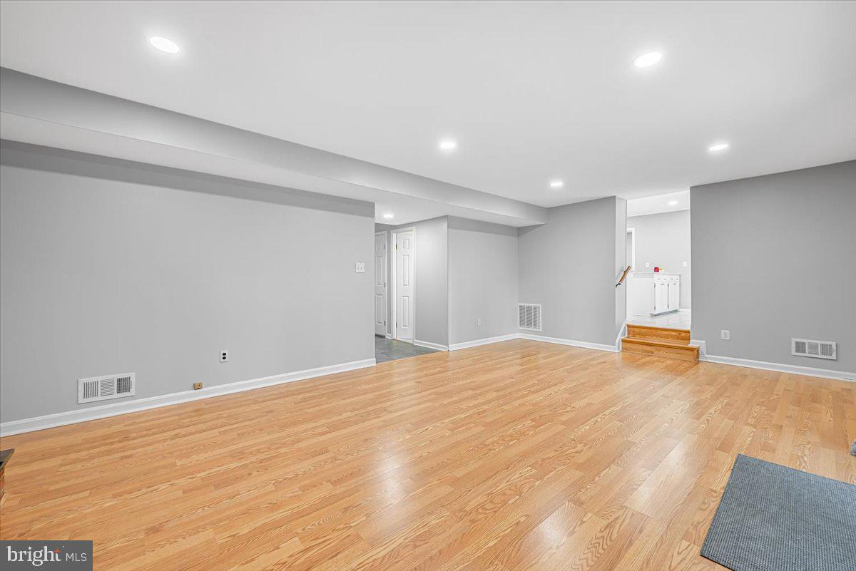 8403 Postoak Rd Property Photo 9