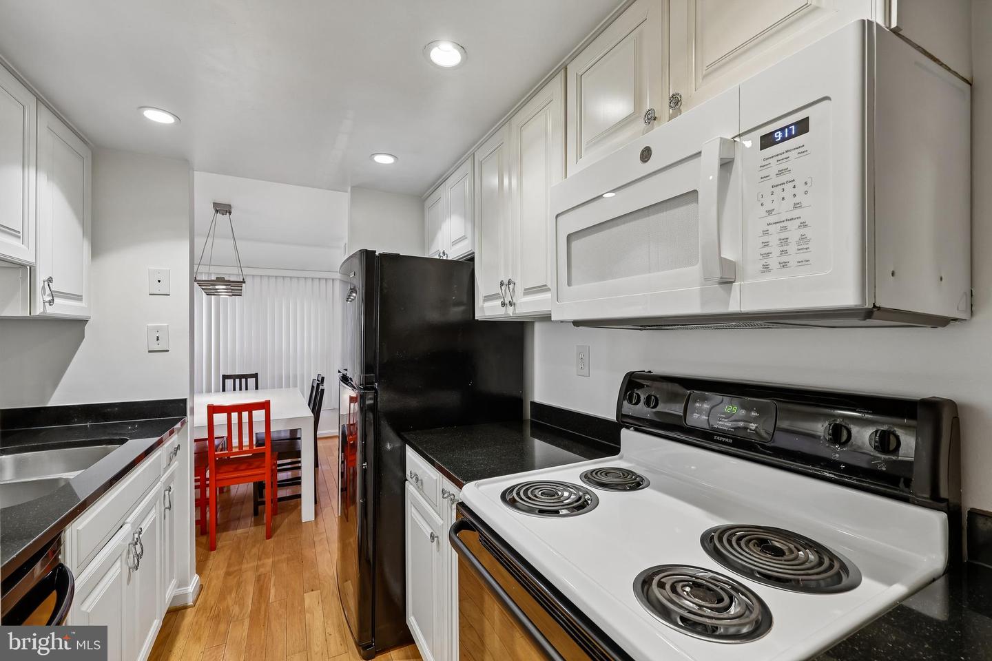 7814 Coddle Harbor Ln #35 Property Photo 11