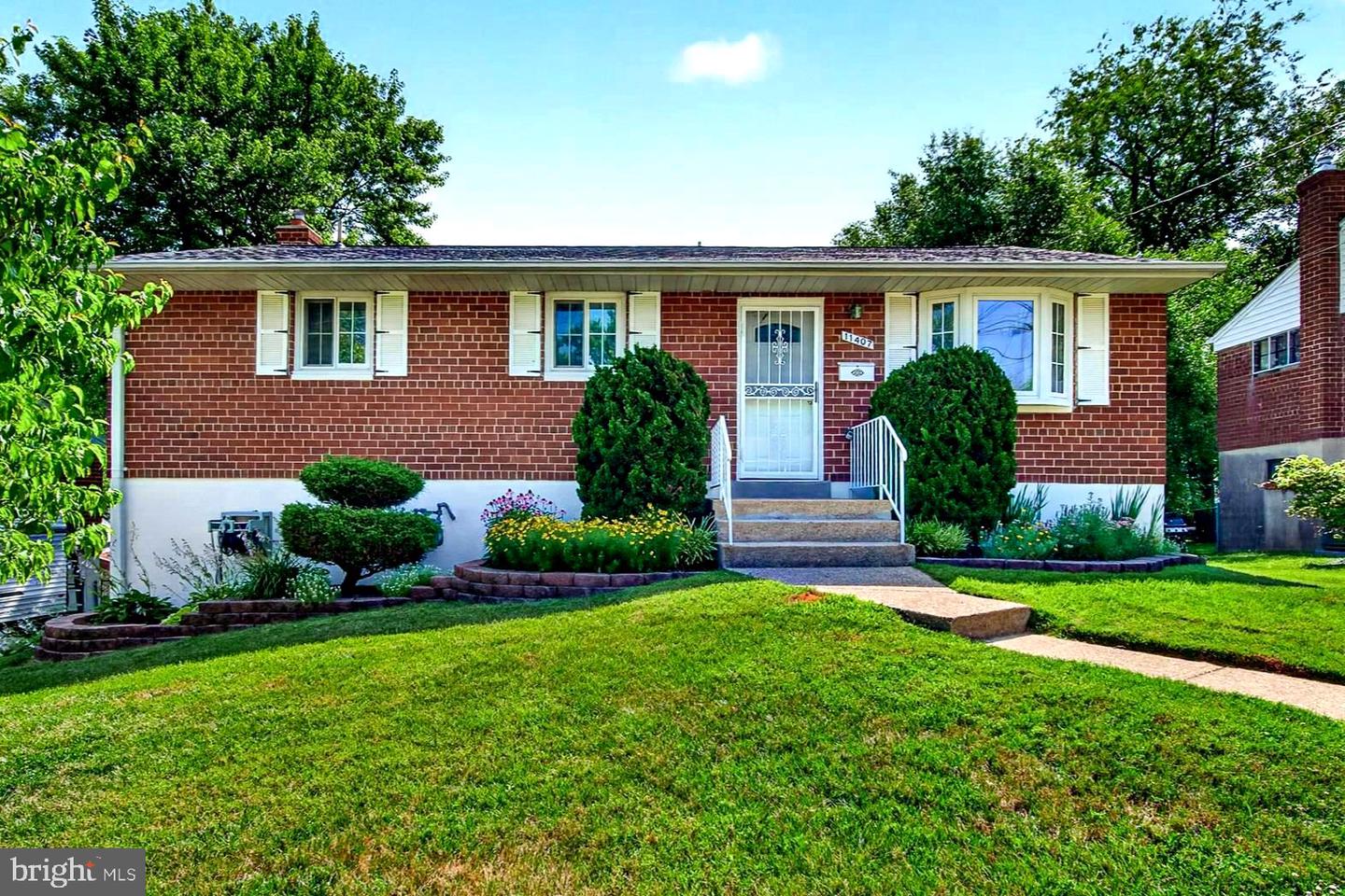 11407 Grayling Ln Property Photo 1