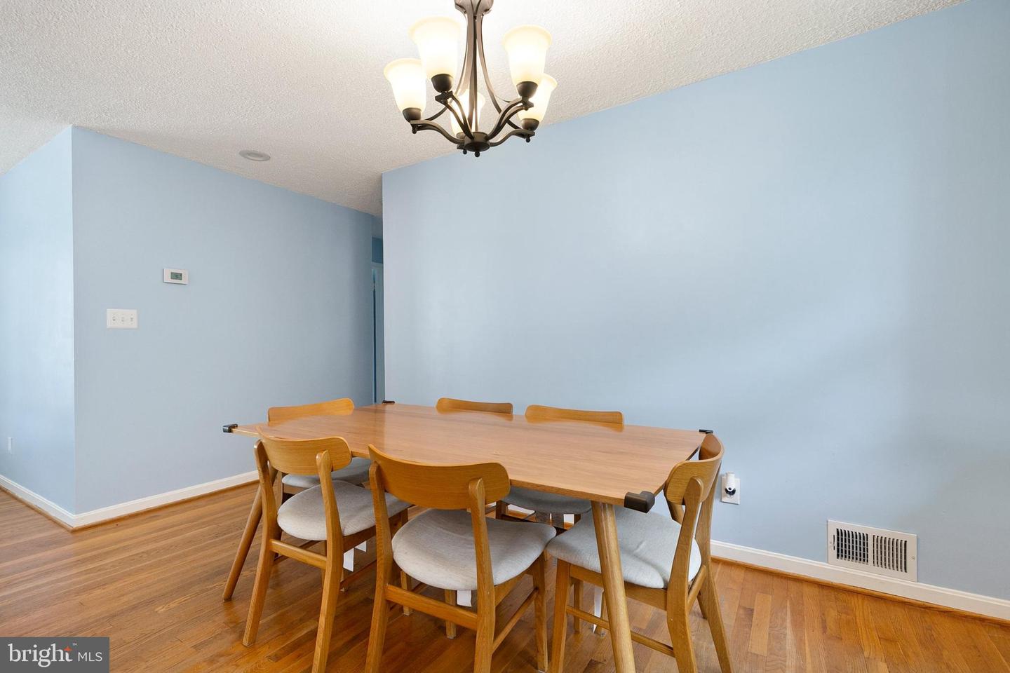 4010 Elizabeth St Property Photo 7