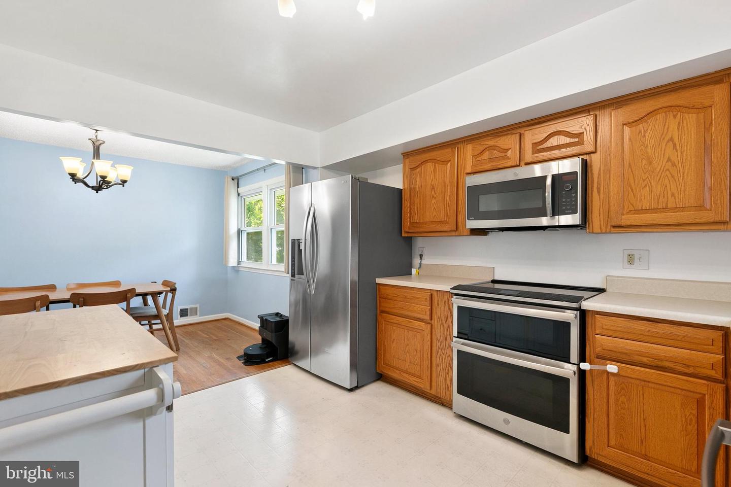 4010 Elizabeth St Property Photo 10