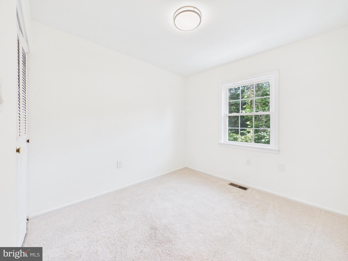 682 Azalea Dr #6-682 Property Photo 21
