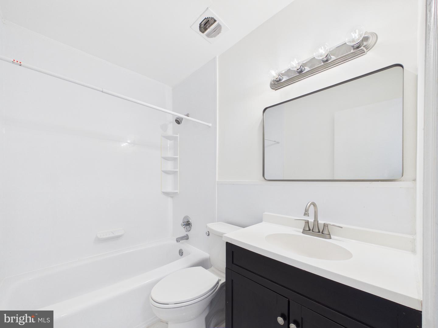 682 Azalea Dr #6-682 Property Photo 24