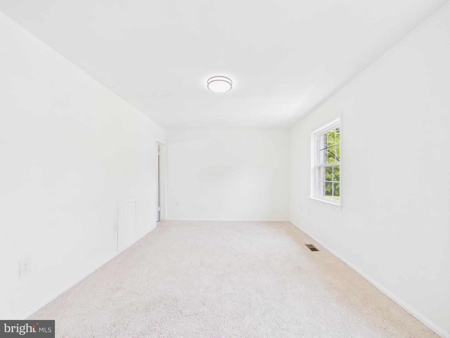 682 Azalea Dr #6-682 Property Photo 31
