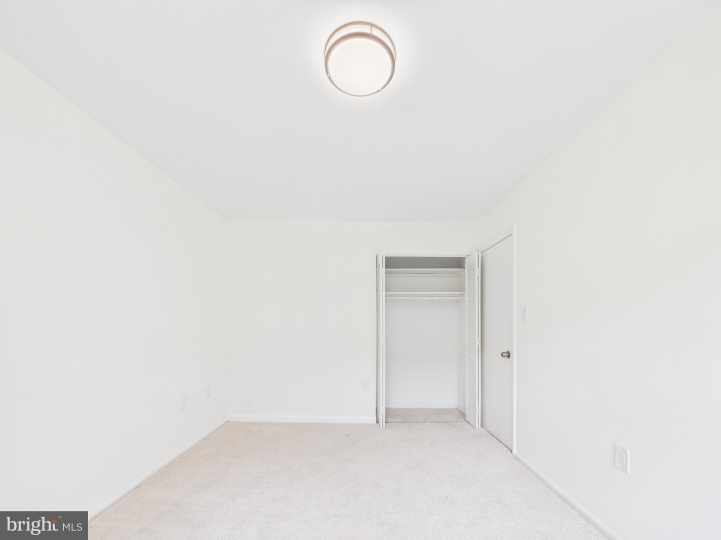 682 Azalea Dr #6-682 Property Photo 35