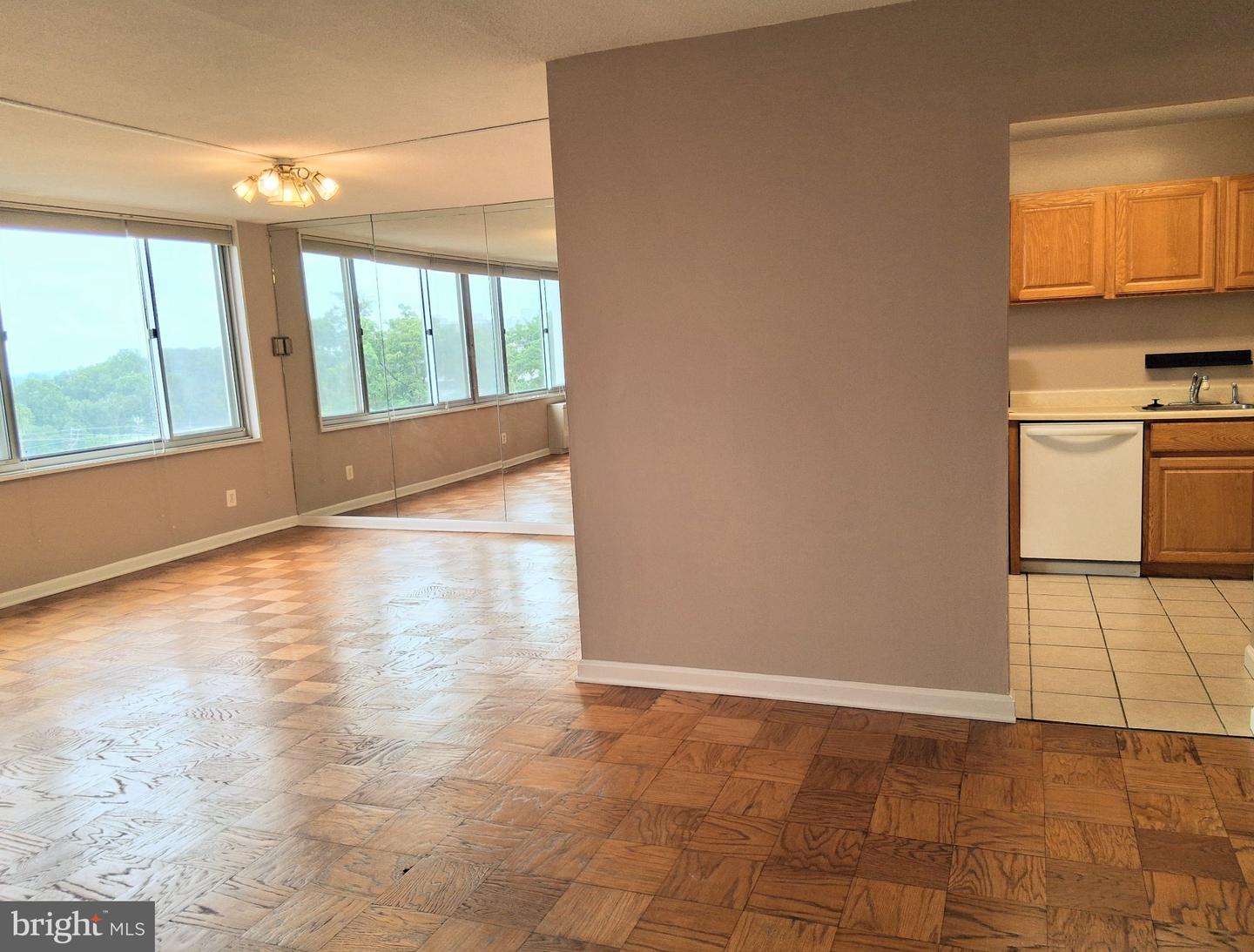 11801 Rockville Pike #802 Property Photo 7