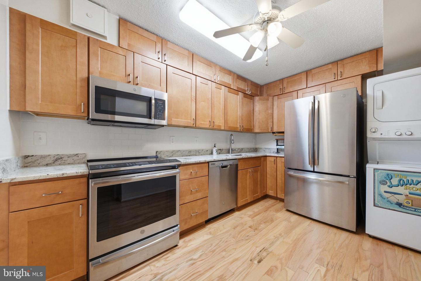 15107 Interlachen Dr #2-115 Property Photo 3