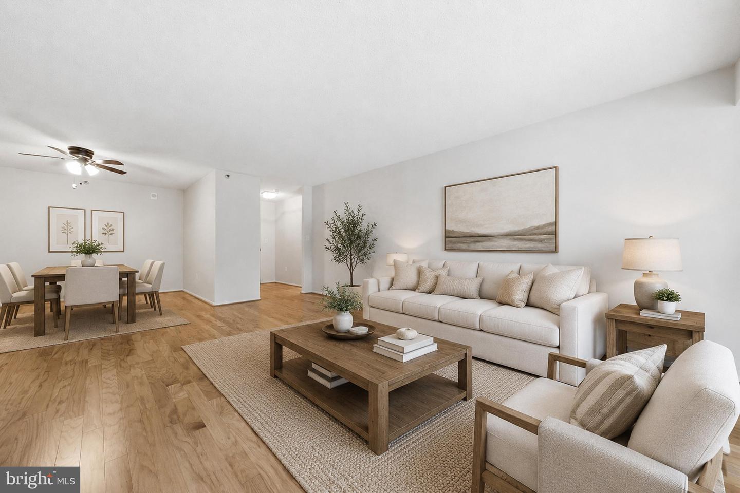 15107 Interlachen Dr #2-115 Property Photo 4