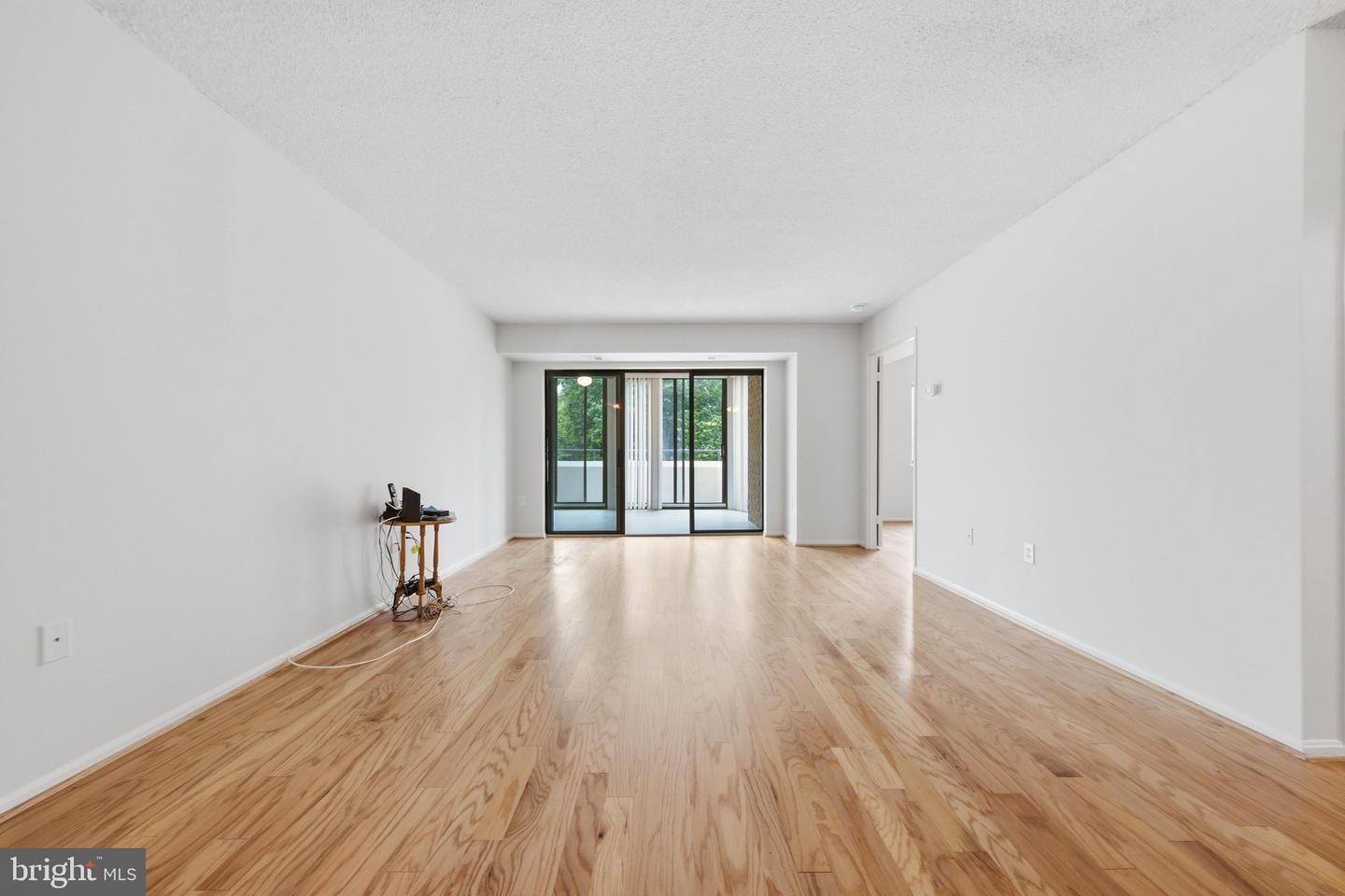 15107 Interlachen Dr #2-115 Property Photo 10