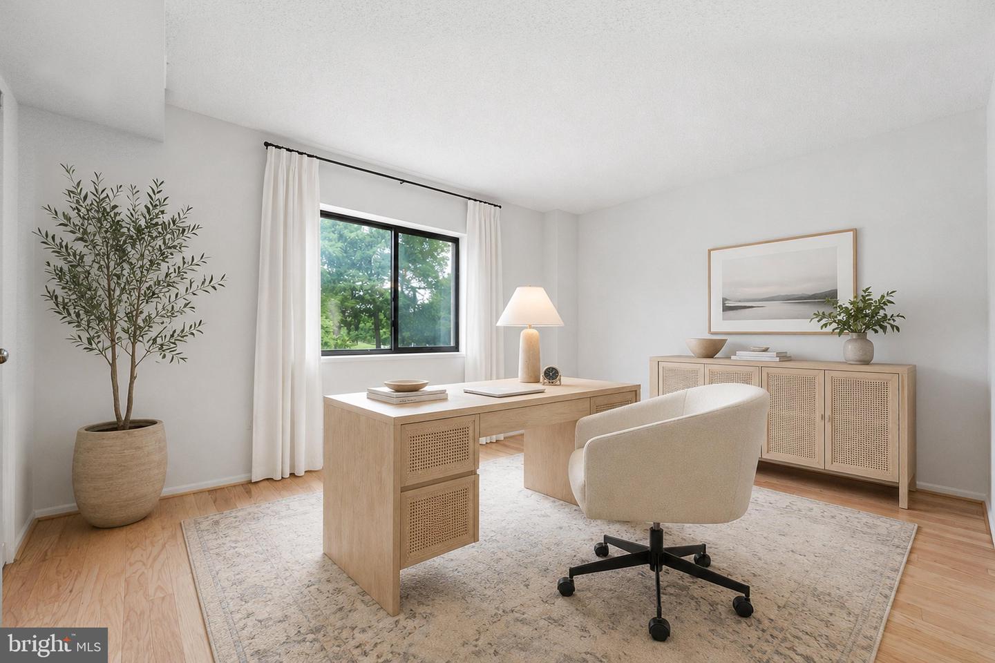 15107 Interlachen Dr #2-115 Property Photo 23