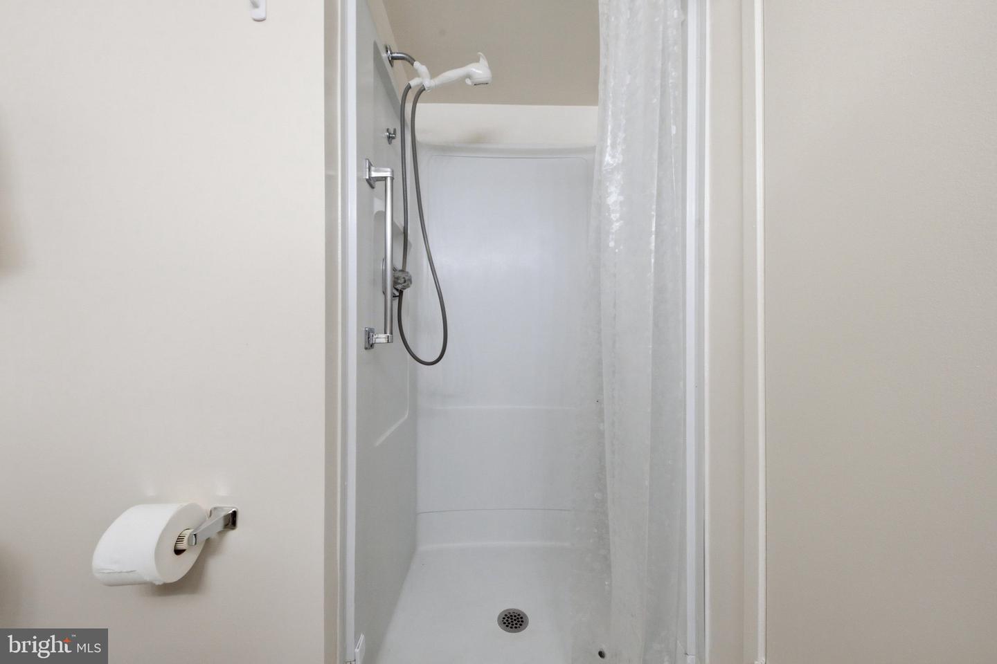 15107 Interlachen Dr #2-115 Property Photo 29