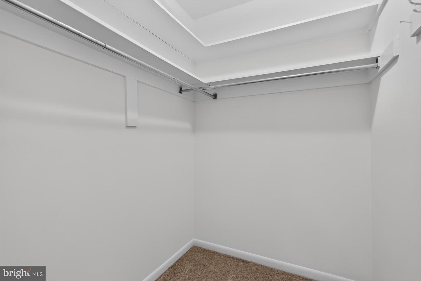 9217 Three Oaks Dr Property Photo 28