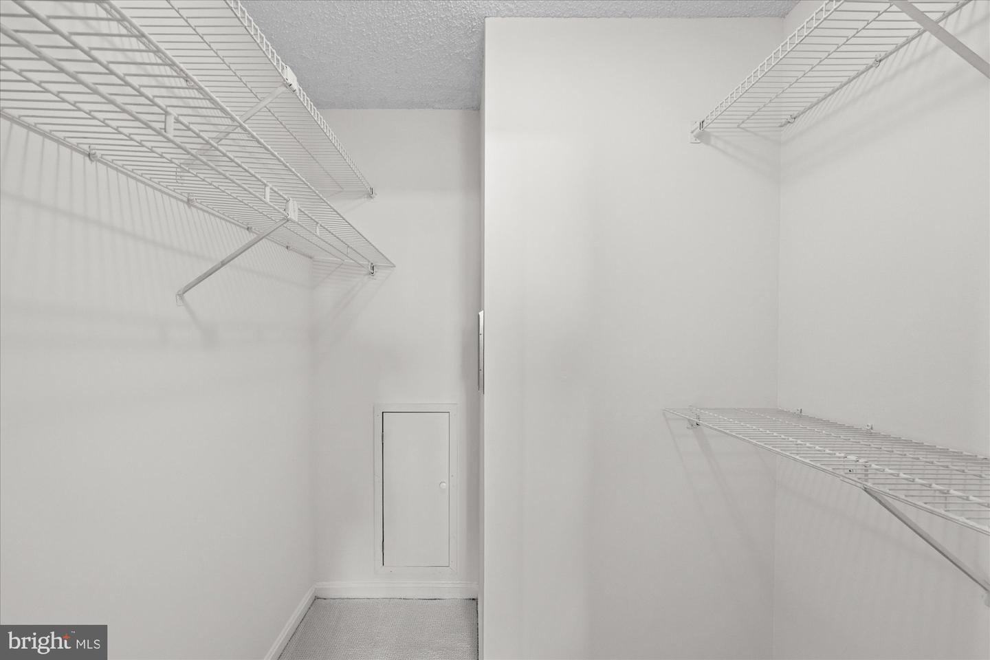 10101 Grosvenor Pl #1818 Property Photo 26