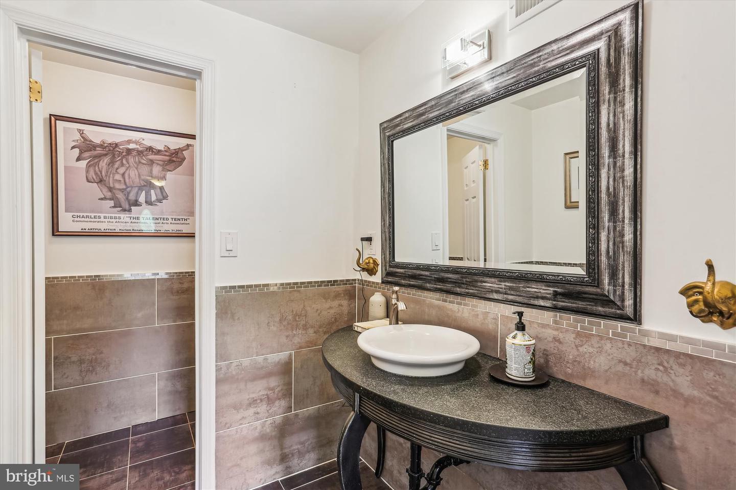 9201 Laurel Oak Dr Property Photo 13