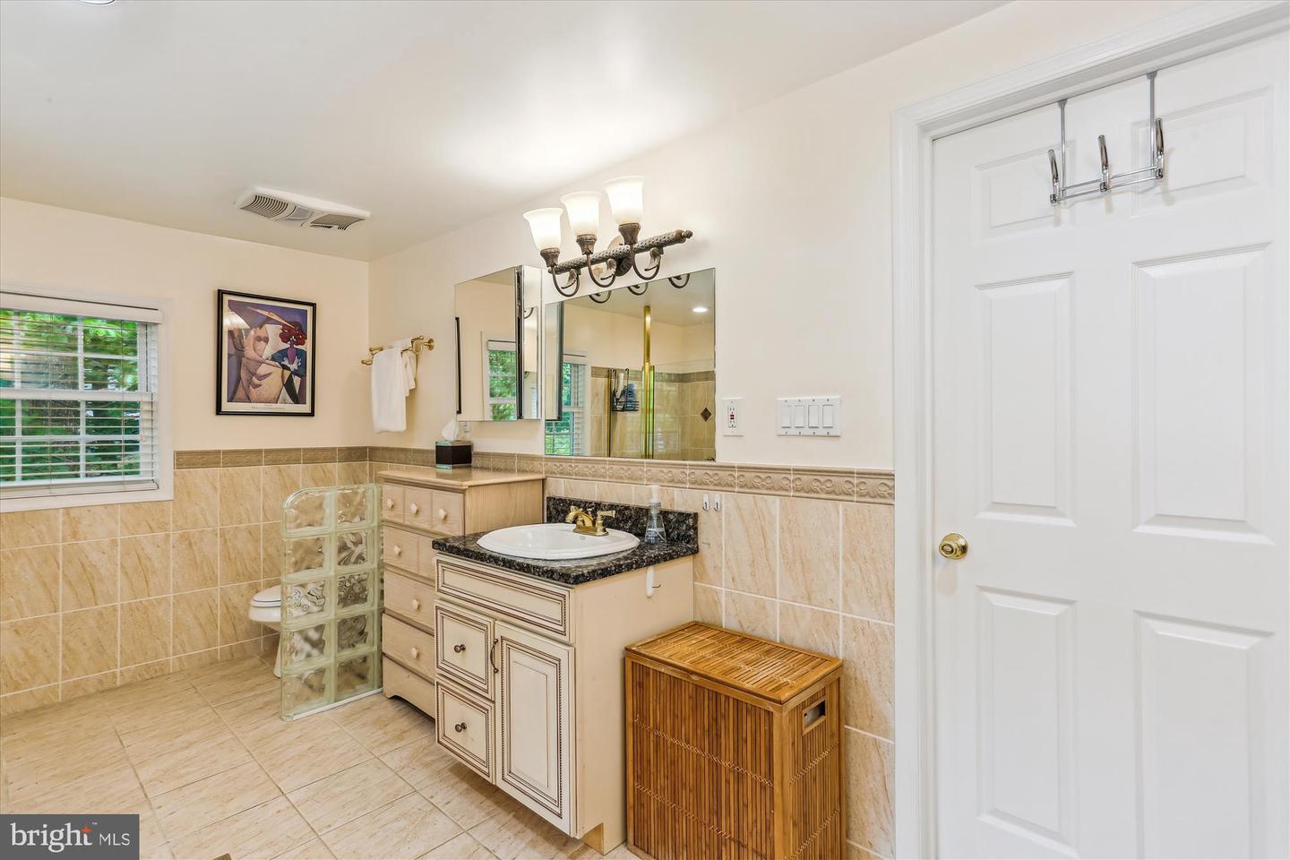 9201 Laurel Oak Dr Property Photo 24