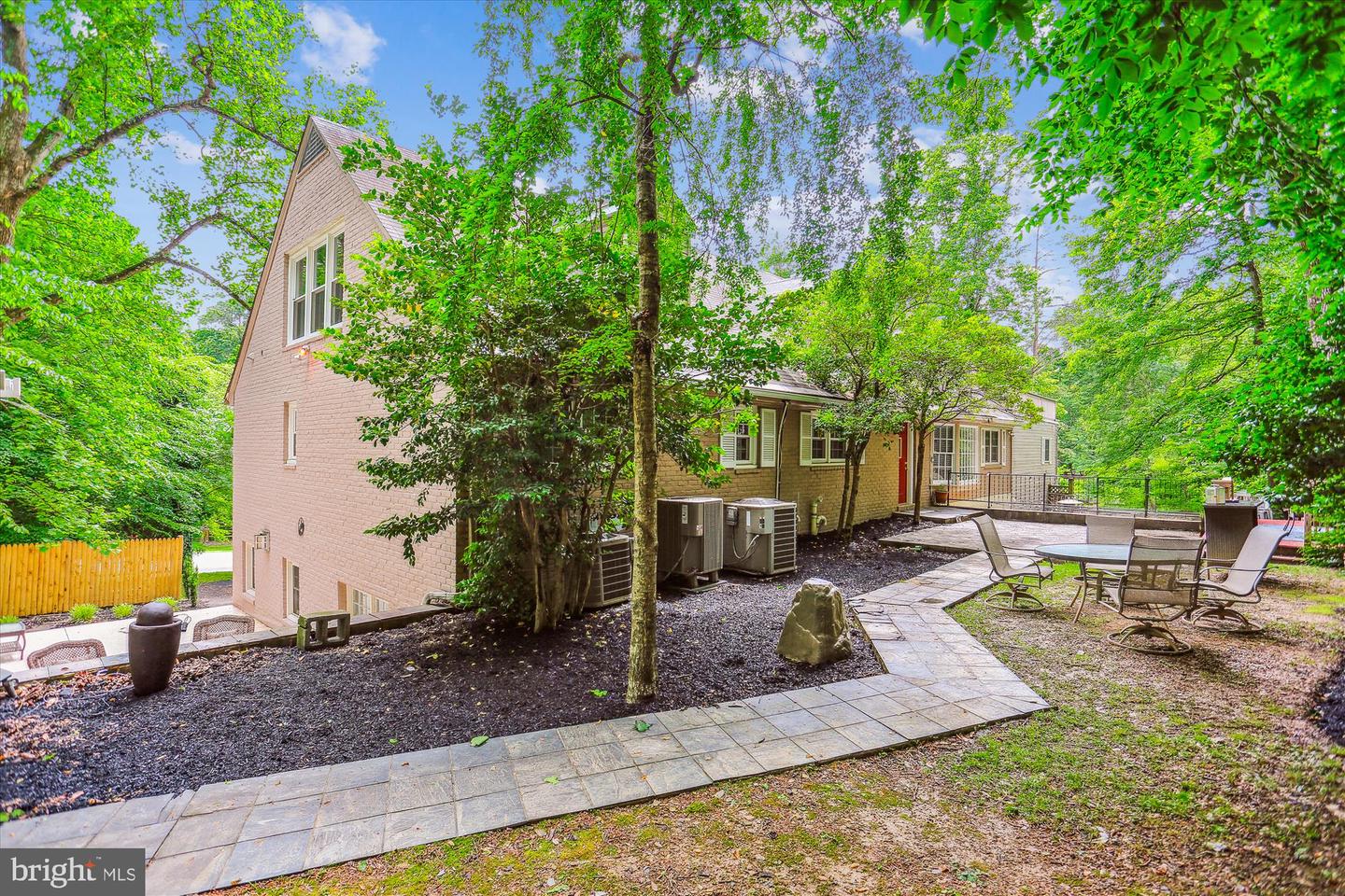 9201 Laurel Oak Dr Property Photo 47
