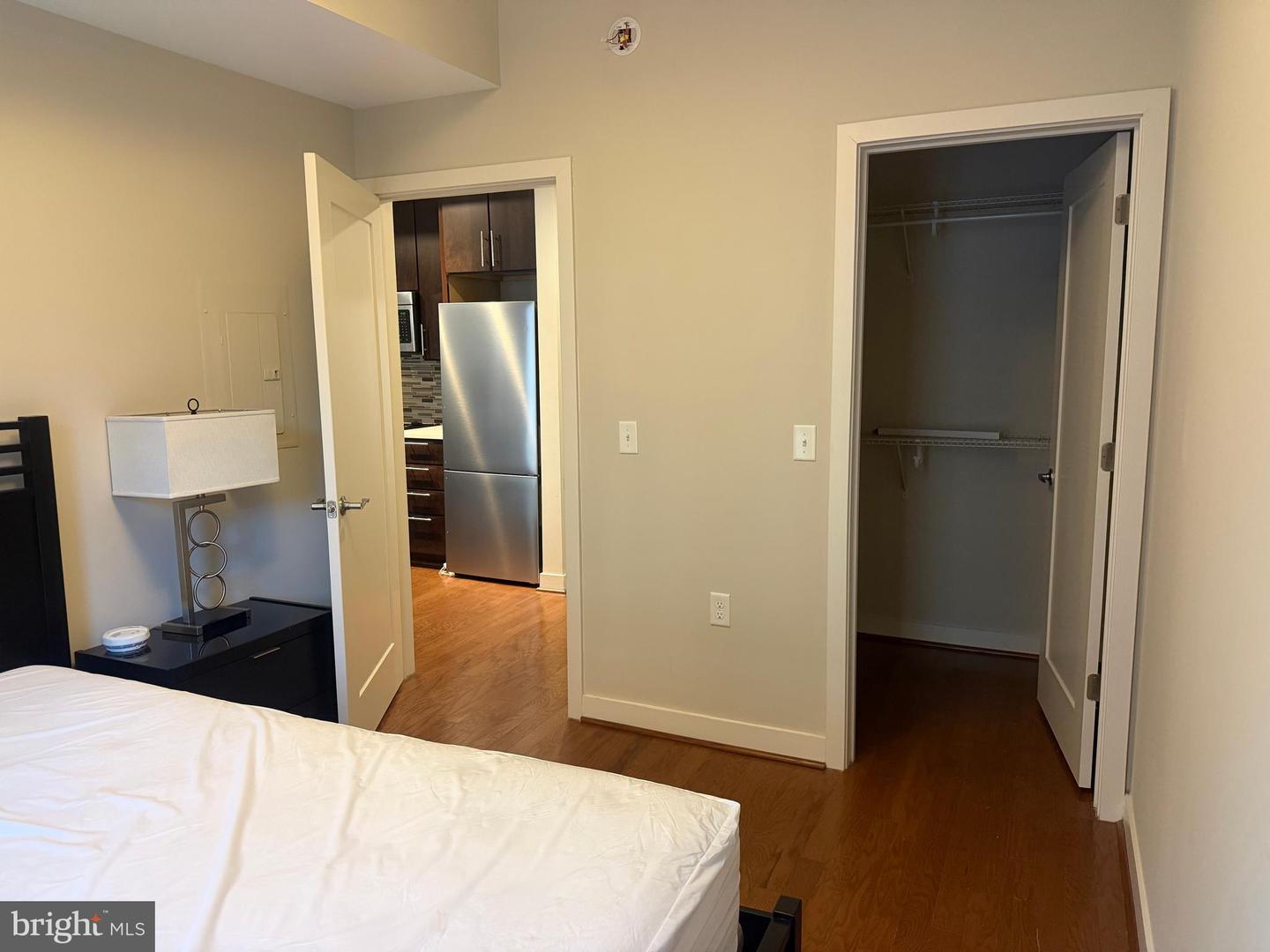 1320 Fenwick Ln #700 Property Photo 17