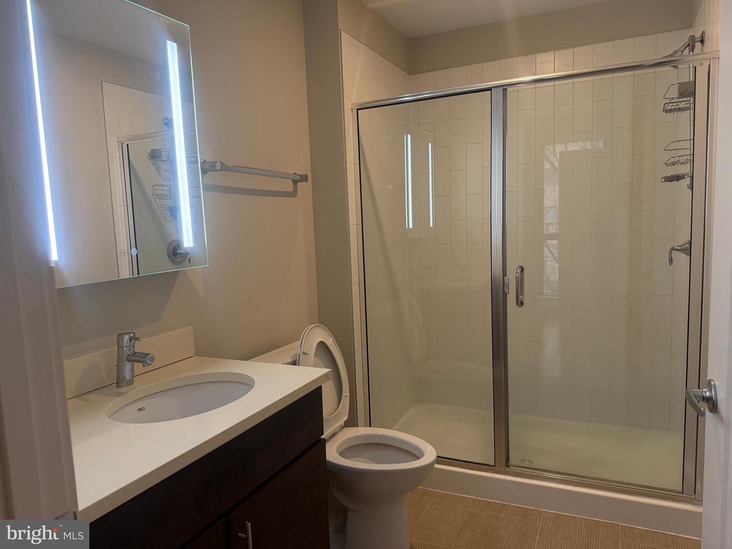 1320 Fenwick Ln #700 Property Photo 22