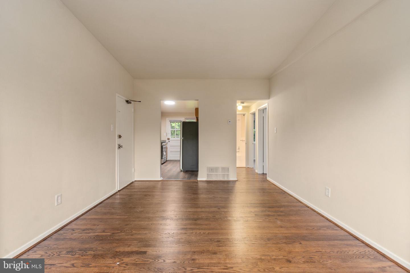1029 Quebec Ter #8 Total Units Property Photo 8