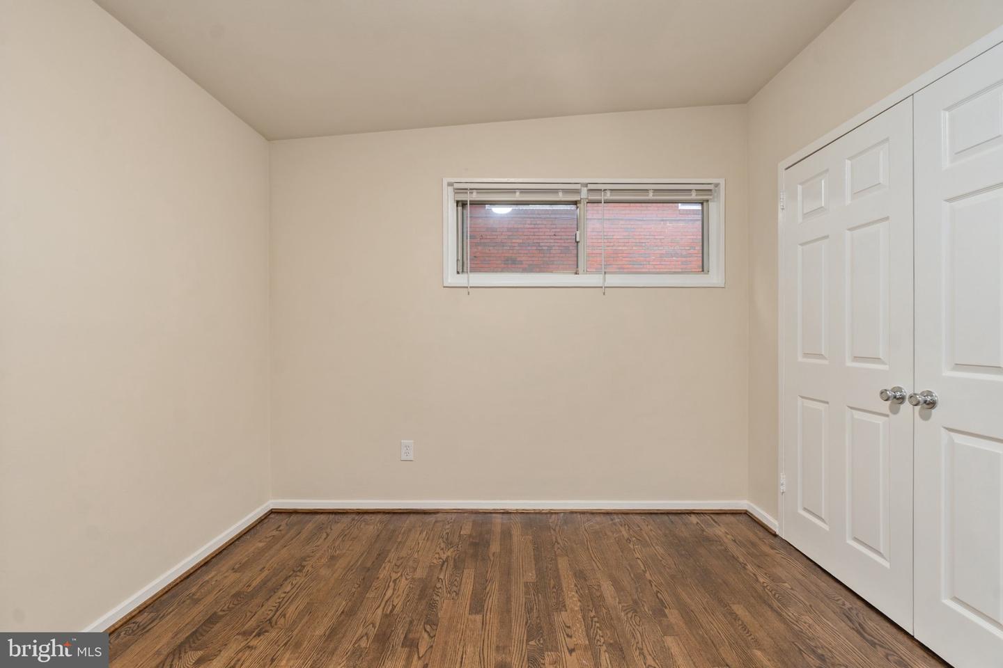1029 Quebec Ter #8 Total Units Property Photo 19