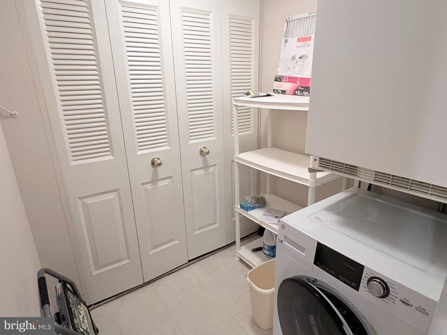 5817 Edson Ln #t2 Property Photo 16