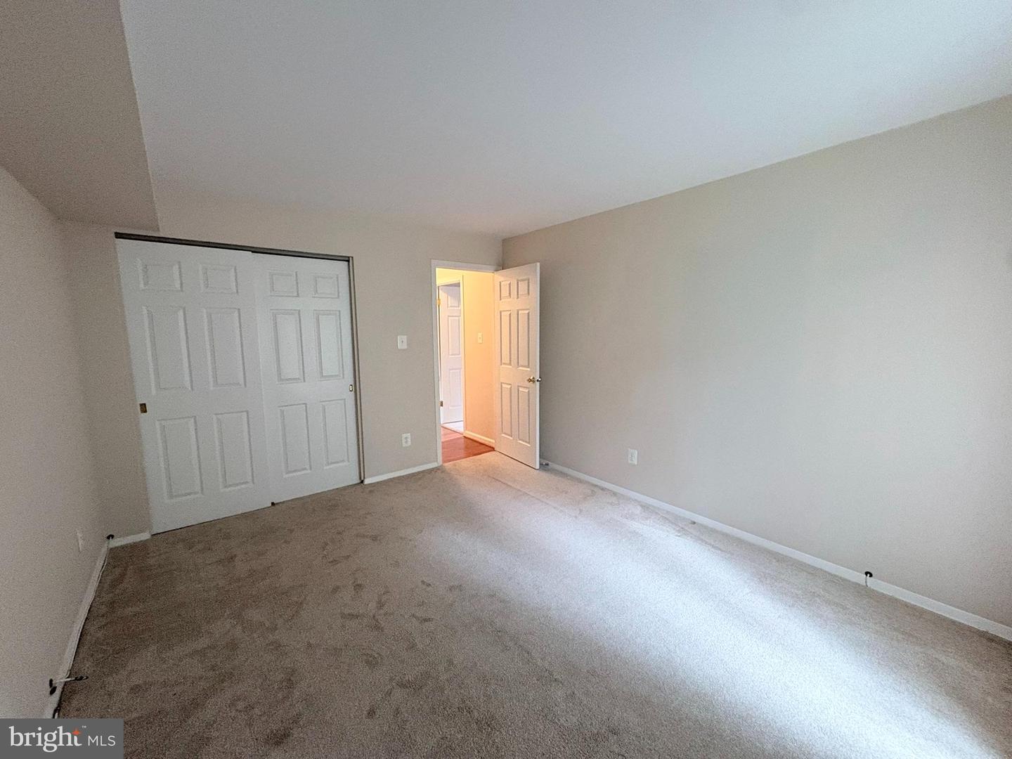 5817 Edson Ln #t2 Property Photo 18