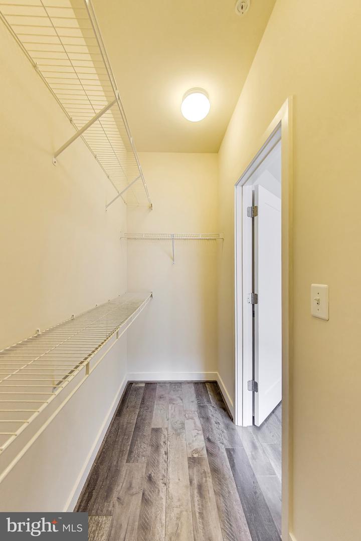 16616 Crabbs Branch Way Property Photo 19