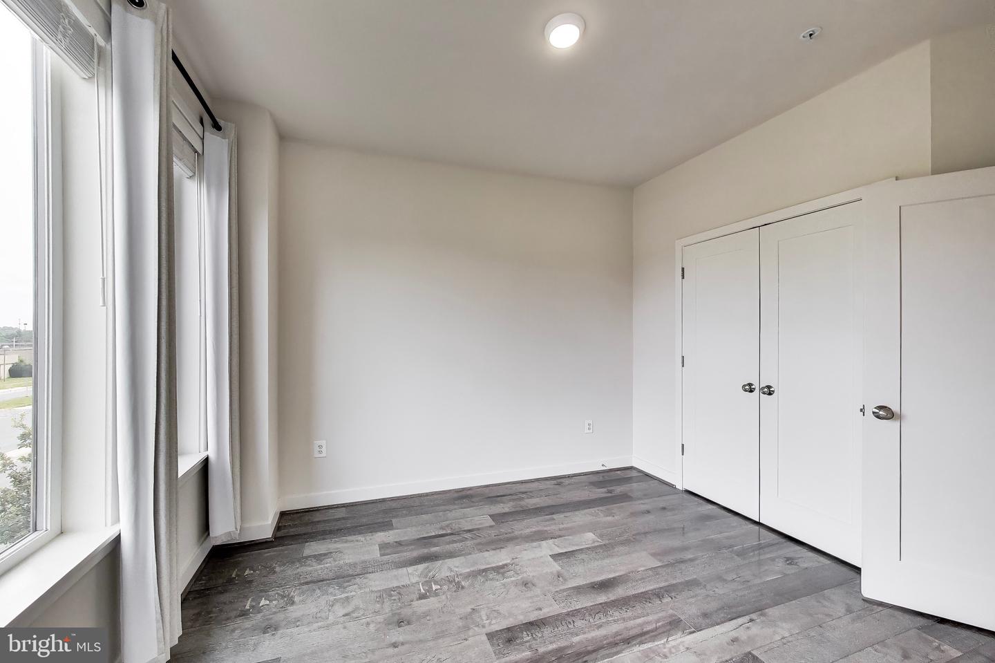 16616 Crabbs Branch Way Property Photo 22