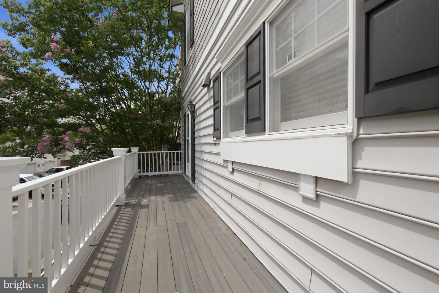 684 Heathwalk Mews Property Photo 24
