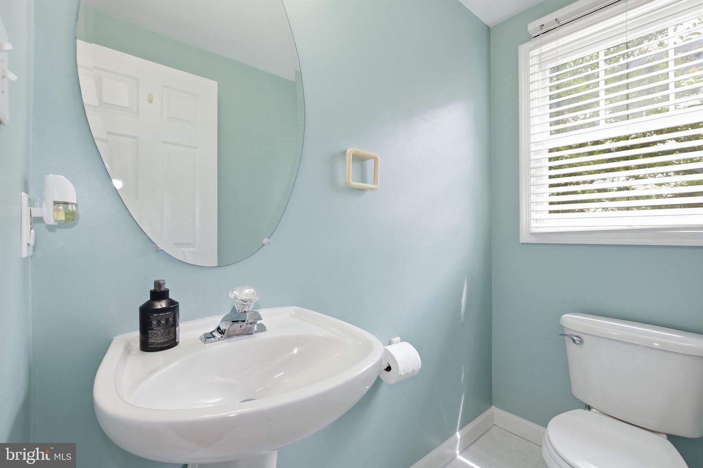 684 Heathwalk Mews Property Photo 25