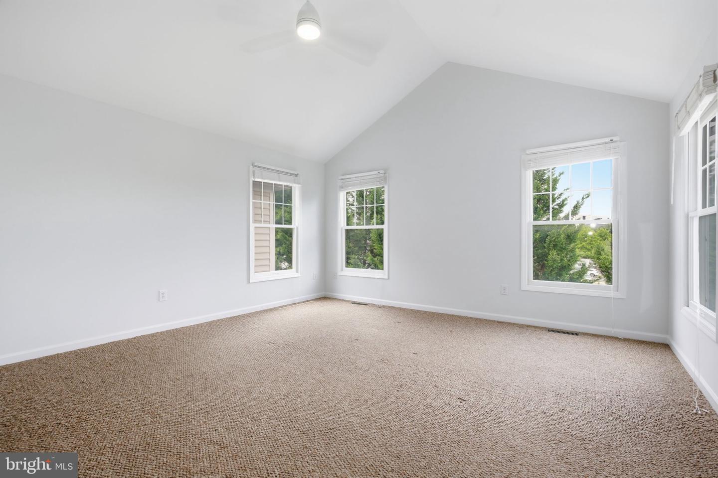 684 Heathwalk Mews Property Photo 26