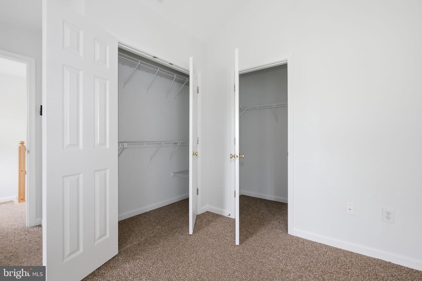 684 Heathwalk Mews Property Photo 30