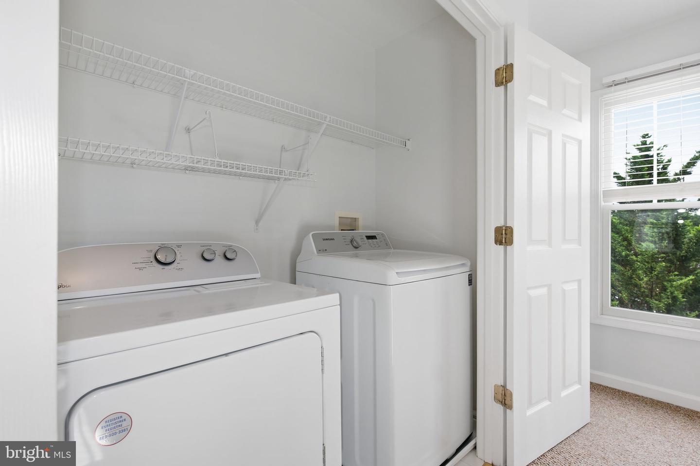 684 Heathwalk Mews Property Photo 34