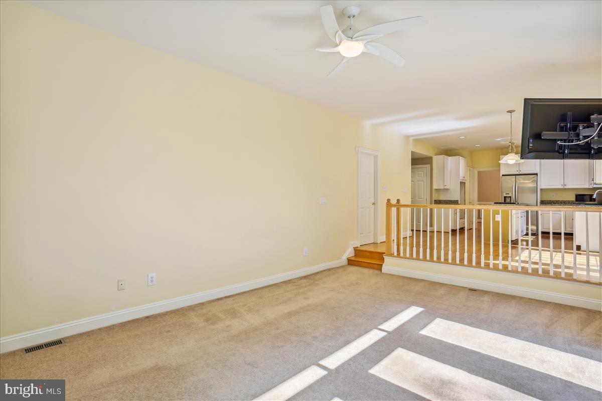 8931 Falls Farm Dr Property Photo 40