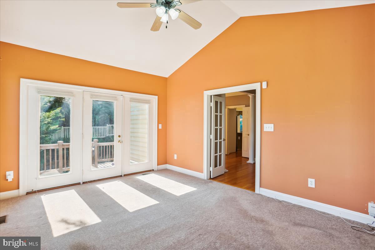 8931 Falls Farm Dr Property Photo 57